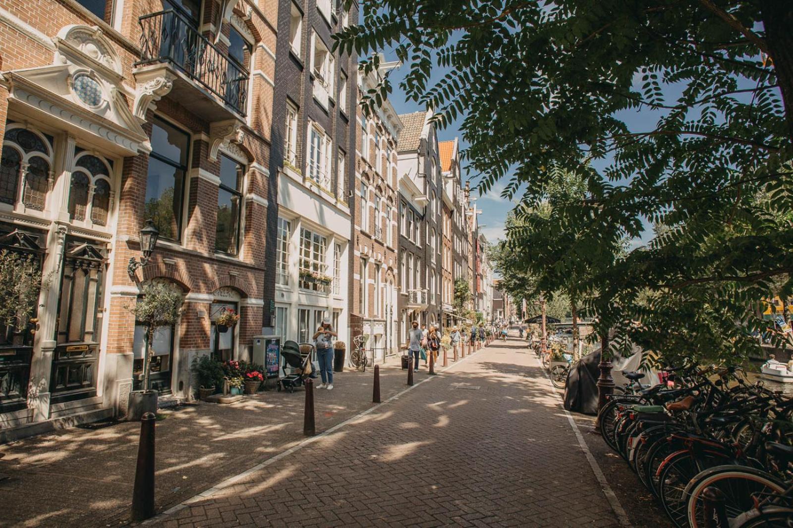 Follow Your Heart In Amsterdam Exterior photo